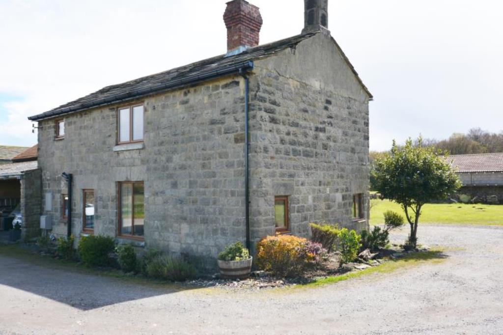 Photo of Whinmoor Nook Farm, York Road, Leeds, West Yorkshire, LS15 4NQ