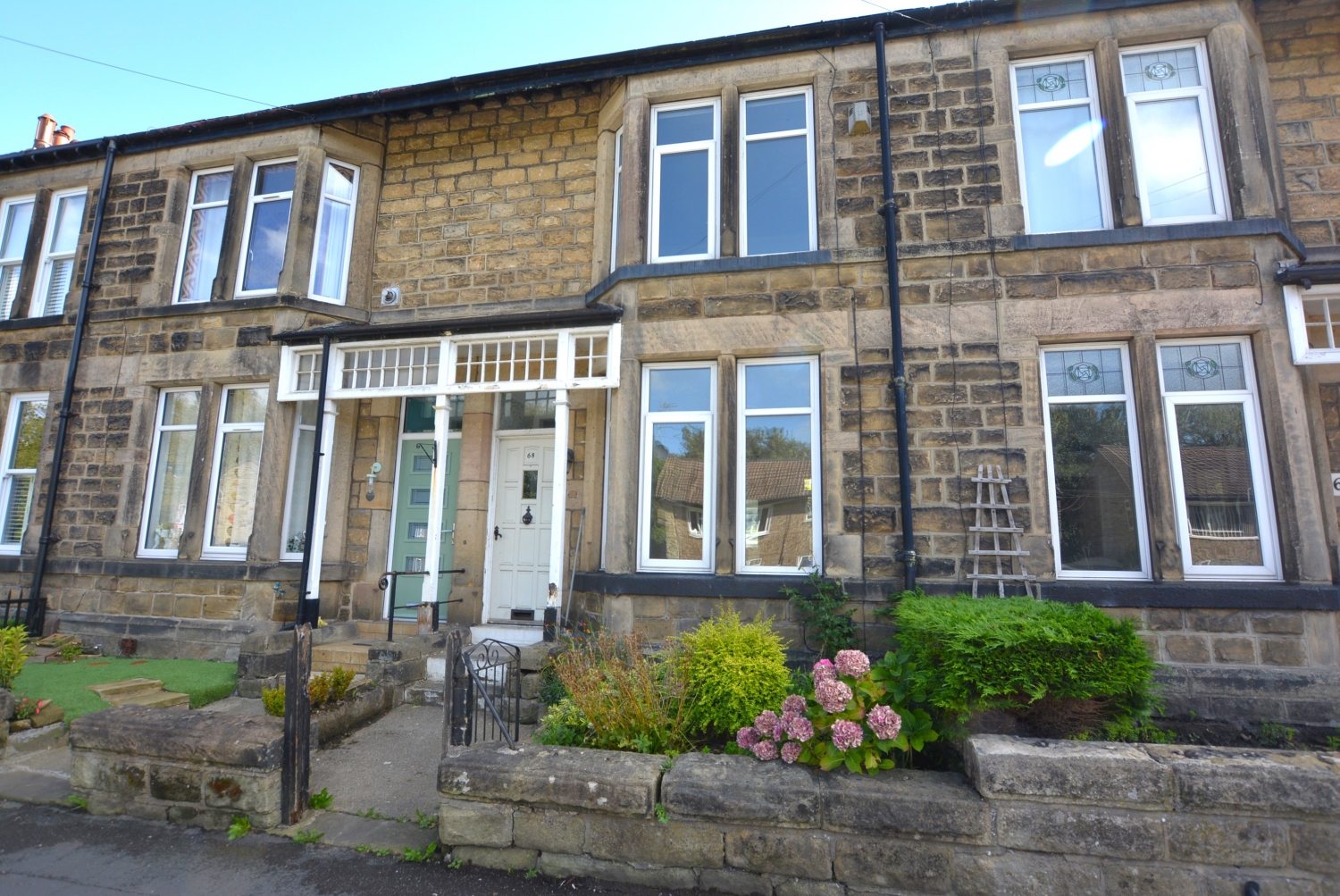 Dragon Road, Harrogate, HG1 5DF